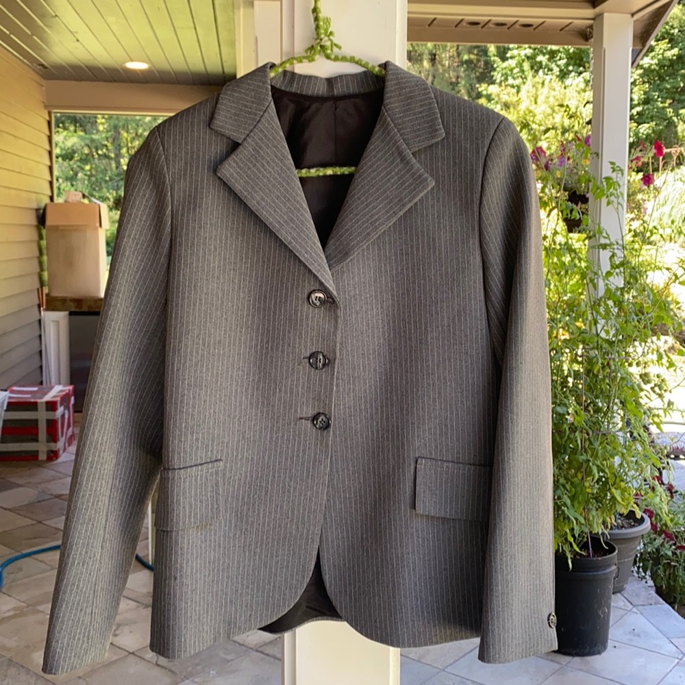 Devonaire Youth size 14 Huntcoat. Gray pinstripe